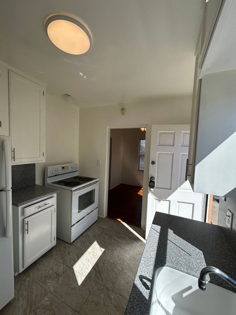 San Diego House: 3012 Fairmount Avenue