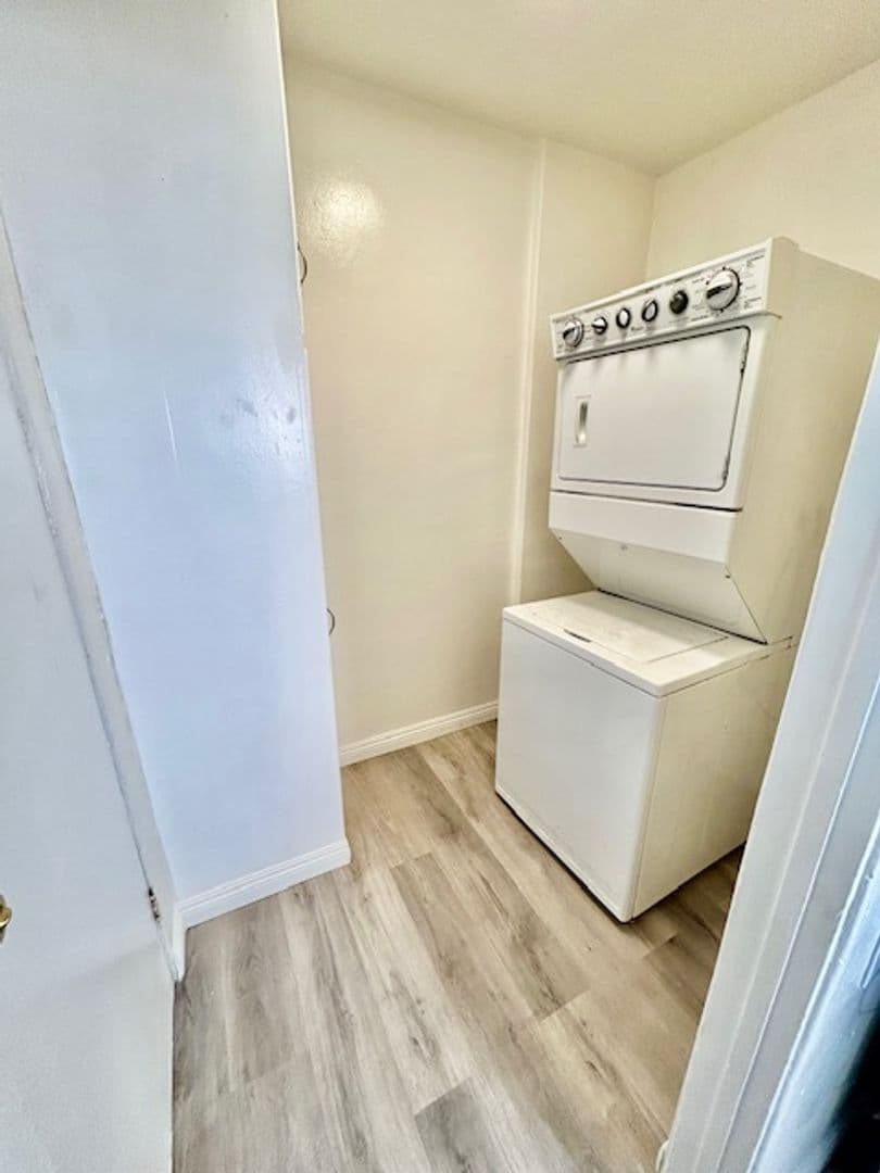 San Diego Apartment: 4355 44th Street