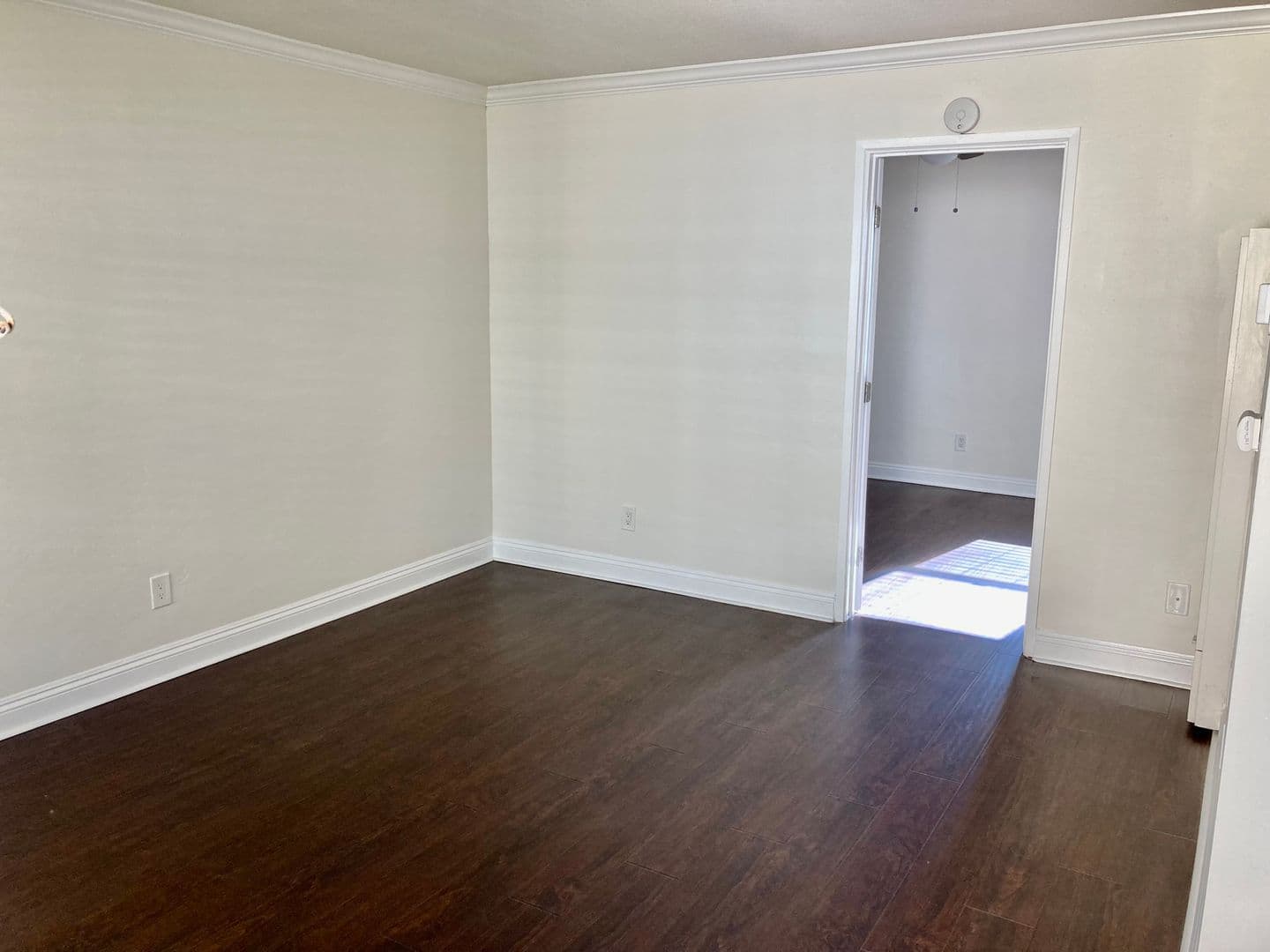 Coronado Apartment: 129-143 D Avenue