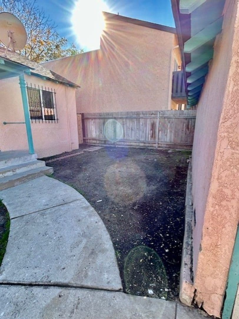 San Diego Apartment: 4355 44th Street