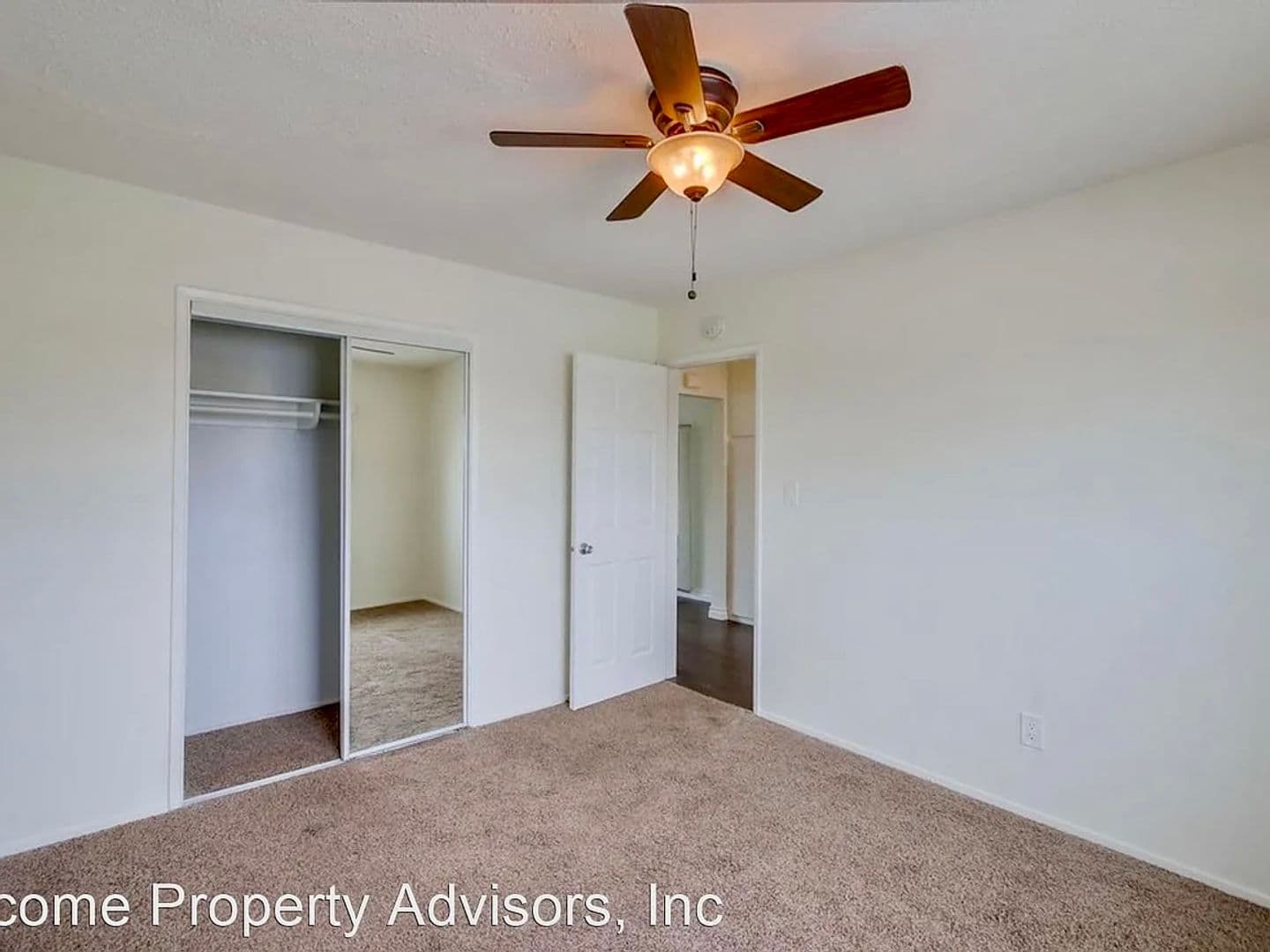 San Diego Apartment: 3827 Wilson Ave, #10