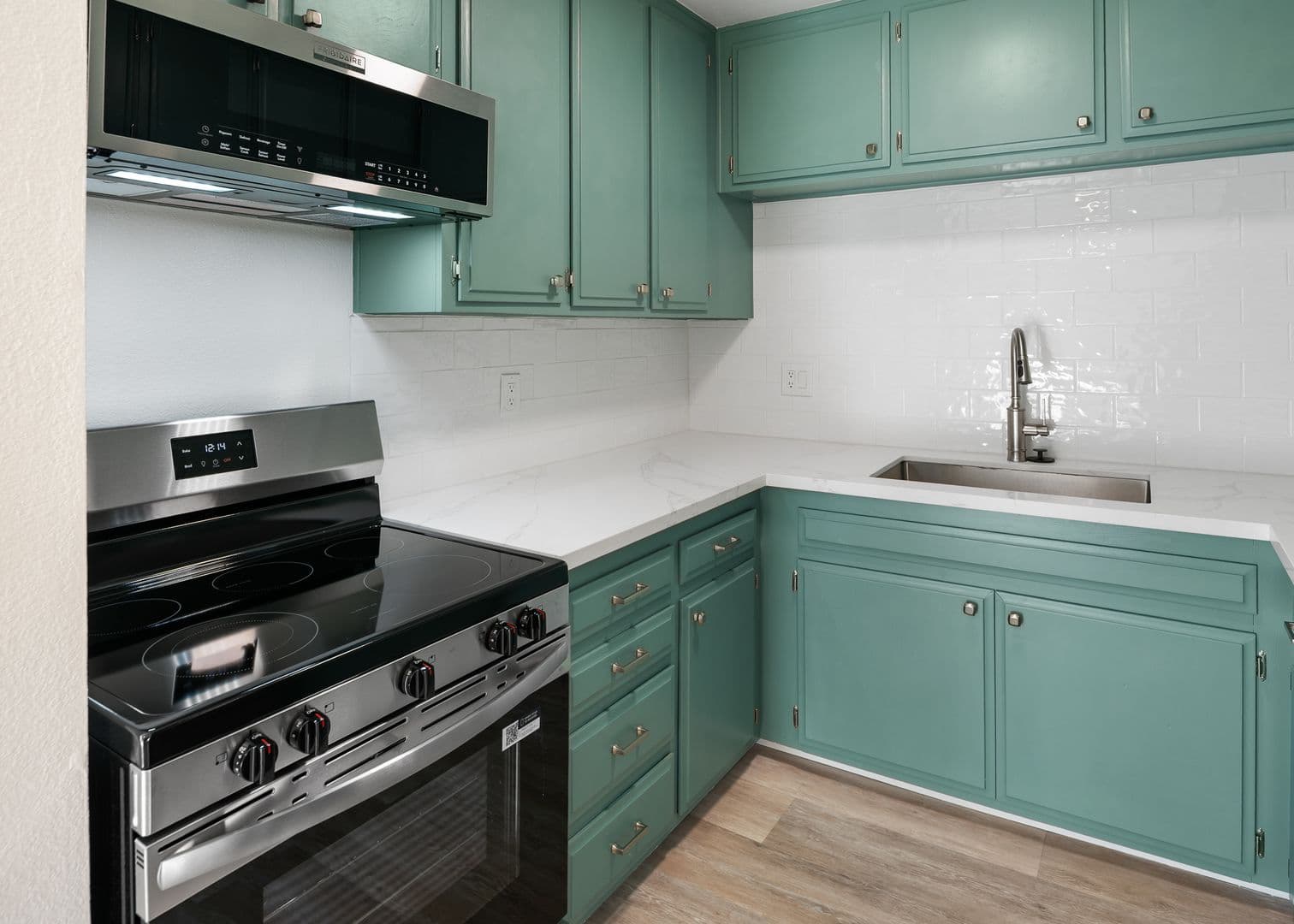 San Diego Apartment: 3736 Jemez Dr #6