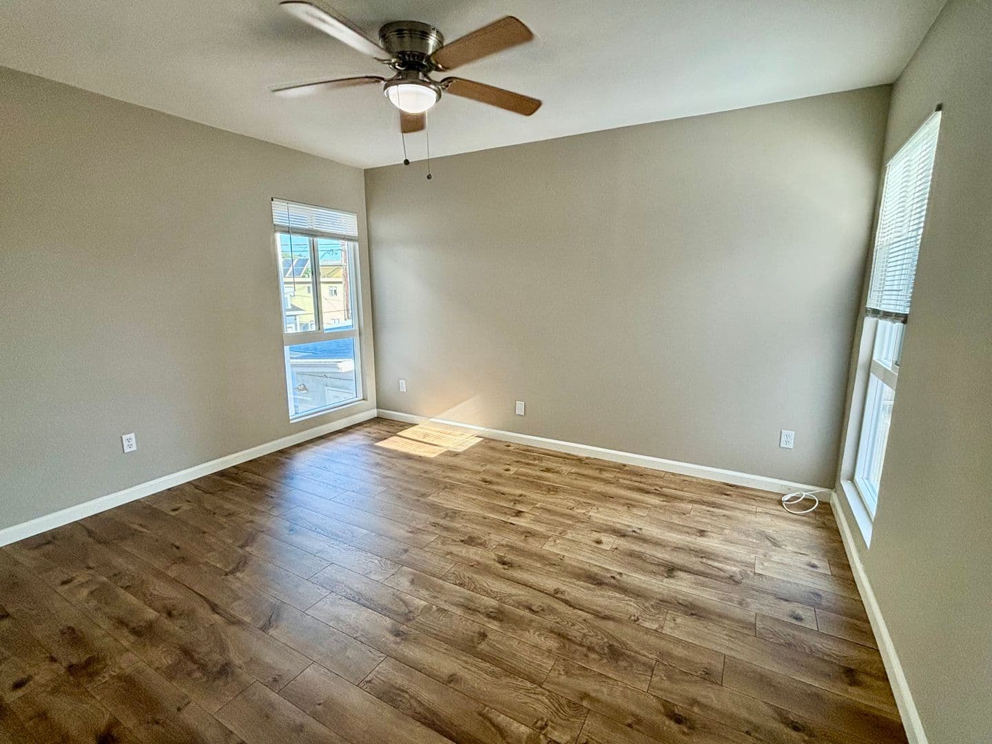 Coronado Apartment: 270 B Avenue  - #D