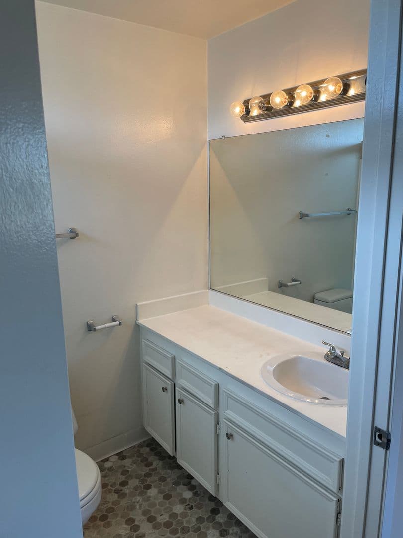 San Diego Apartment: 6120 Mt. Aguilar Dr.