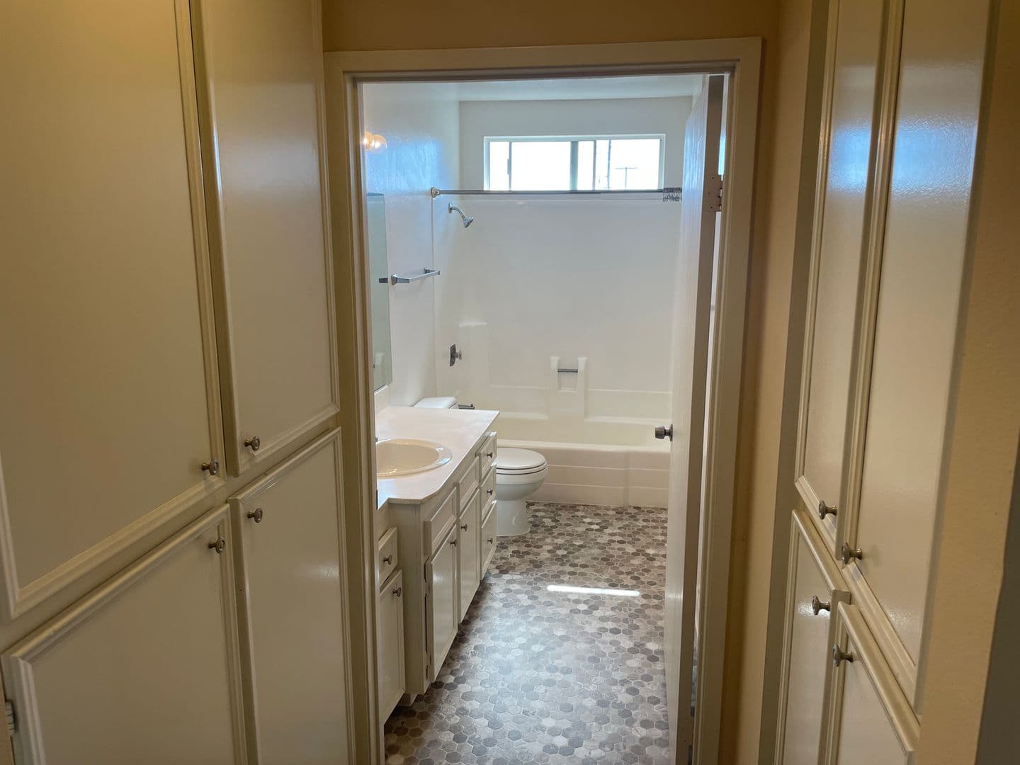 San Diego Apartment: 6120 Mt. Aguilar Dr.