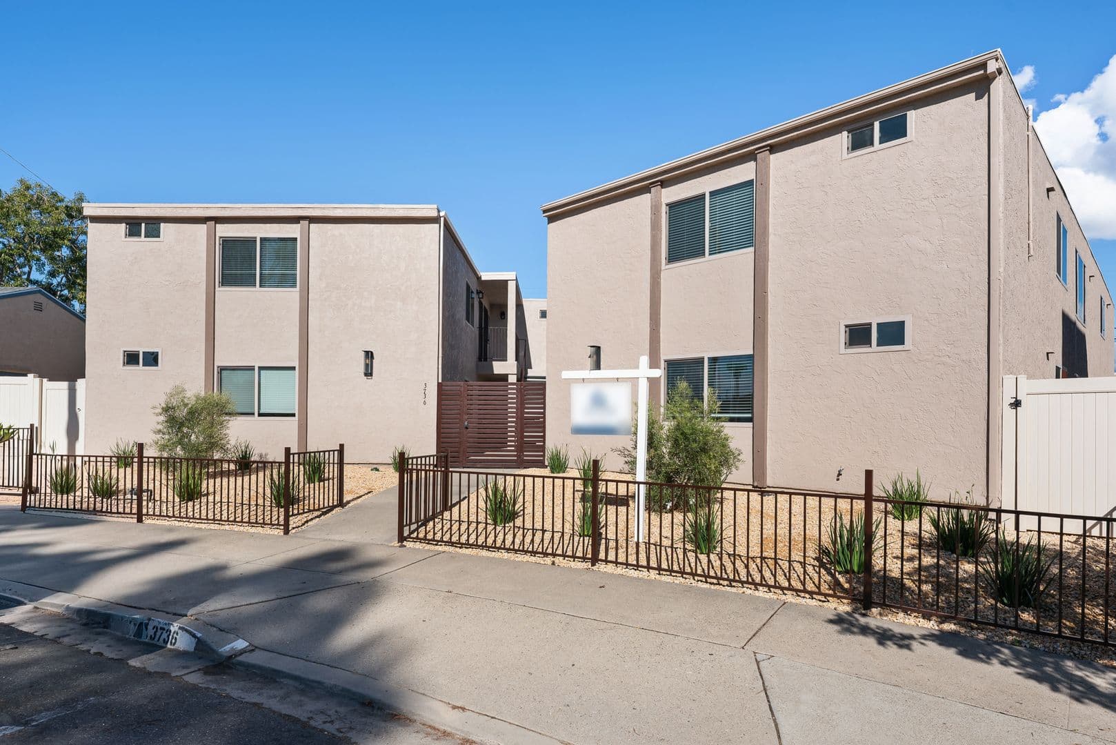 San Diego Apartment: 3736 Jemez Dr #8