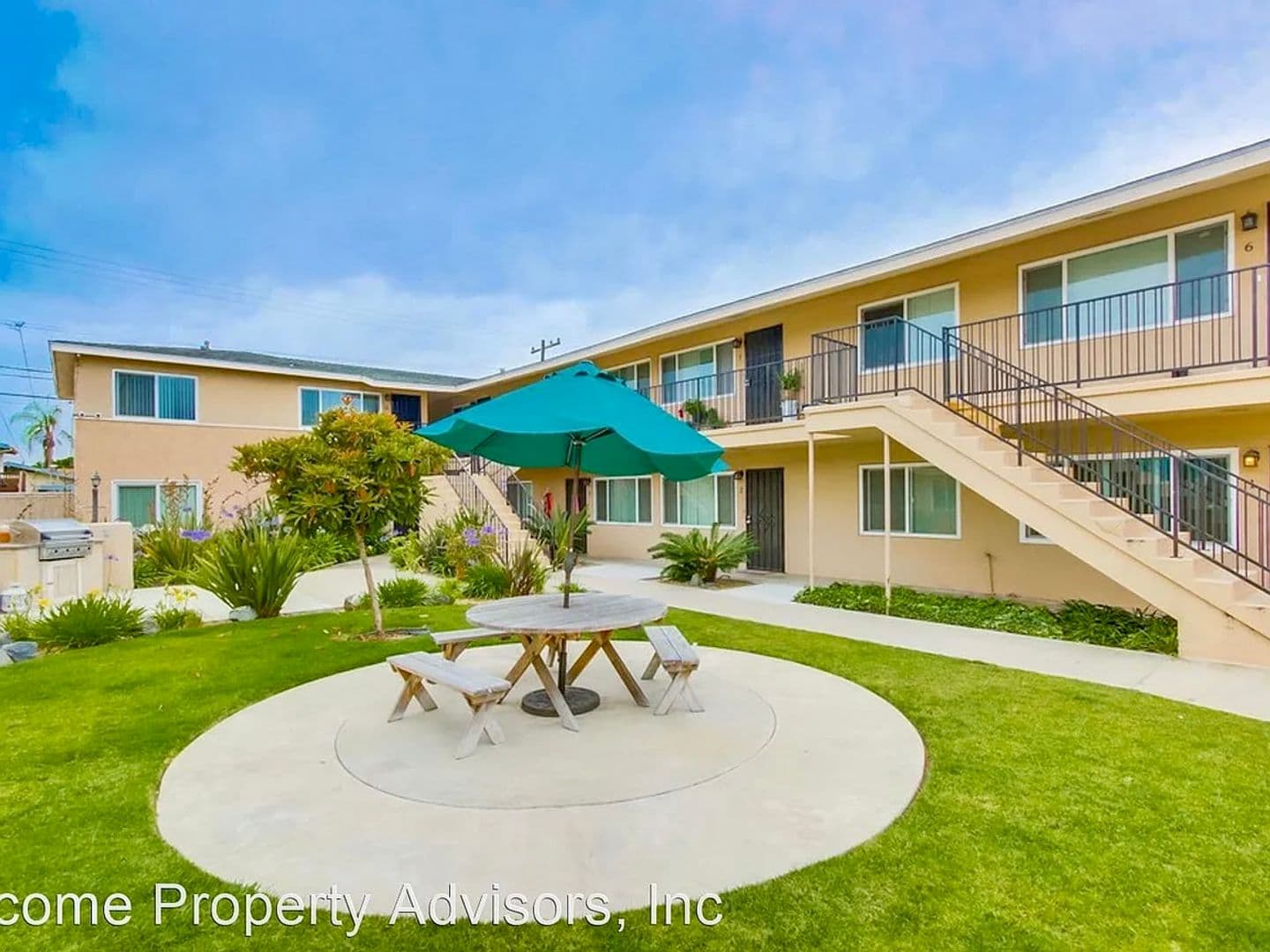 San Diego Apartment: 3827 Wilson Ave, #10