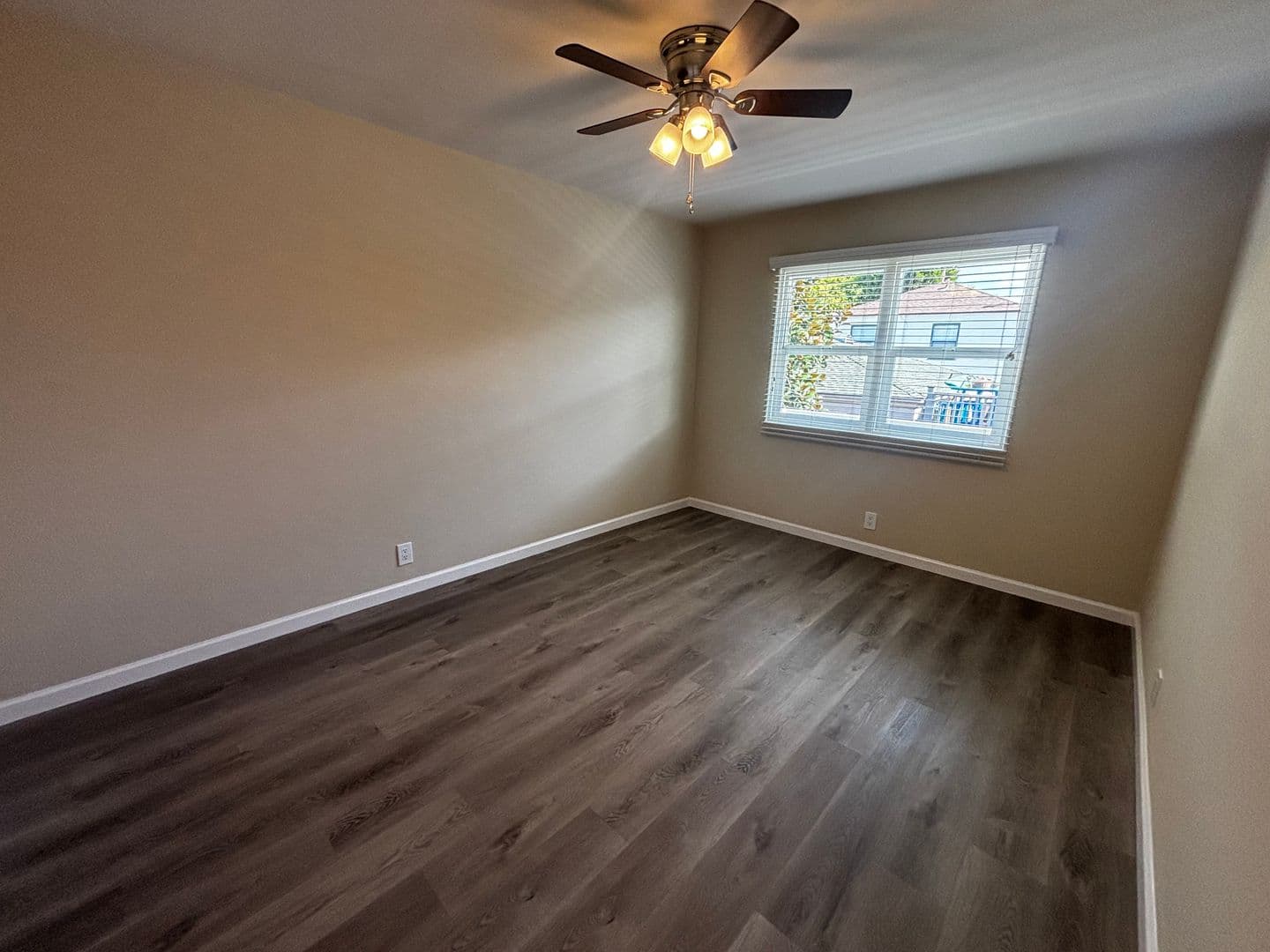 San Diego Apartment: 1017-1031 Diamond Street