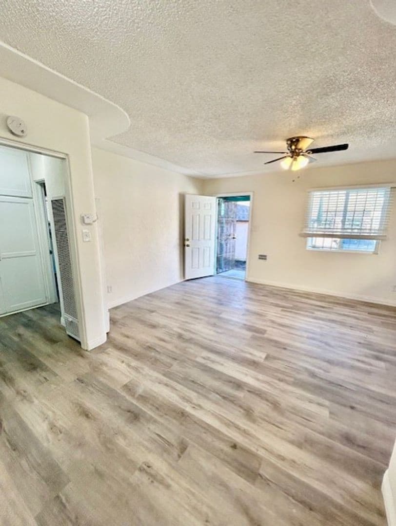 San Diego Apartment: 4355 44th Street