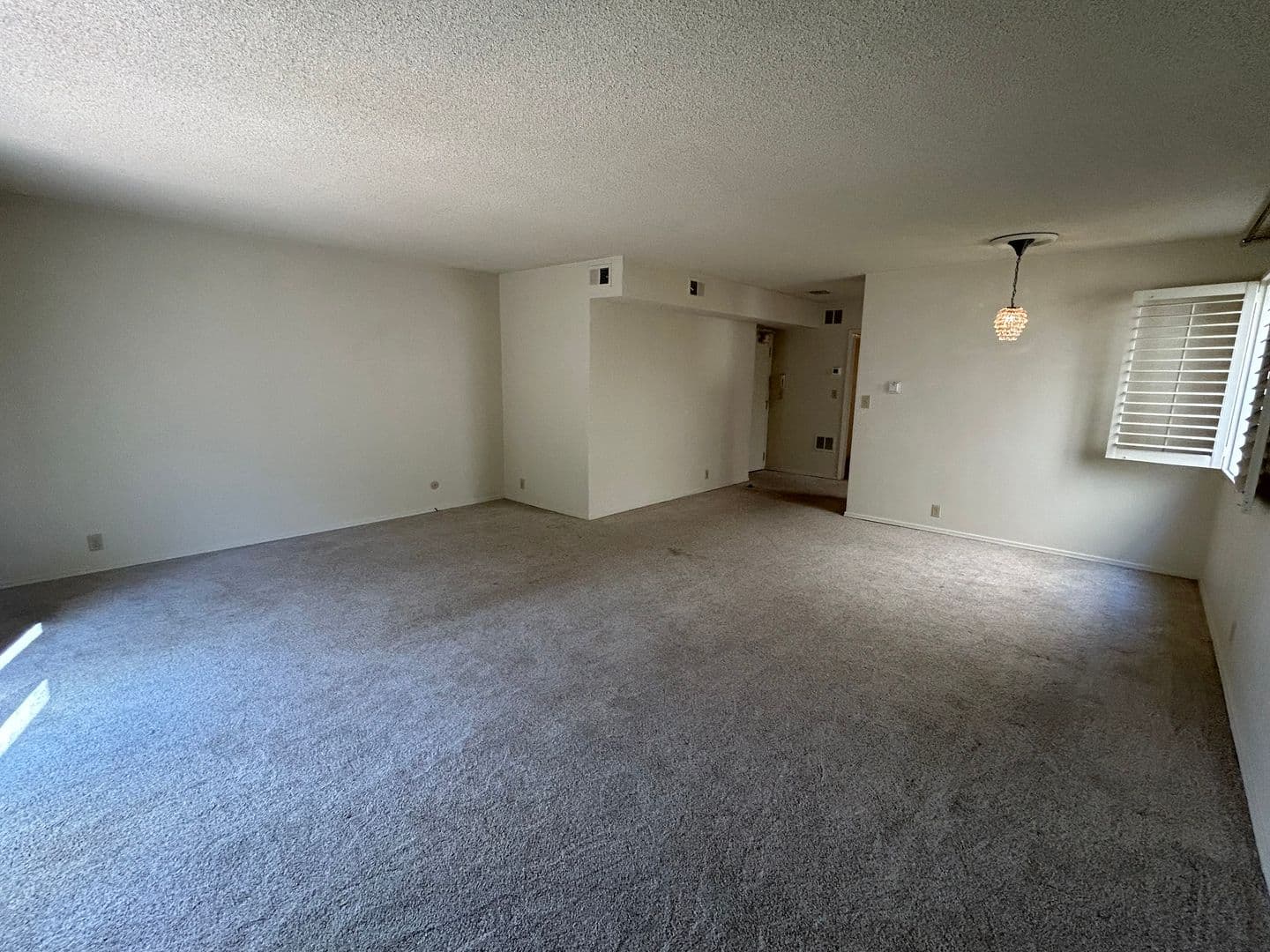 La Jolla Apartment: 344 Prospect St