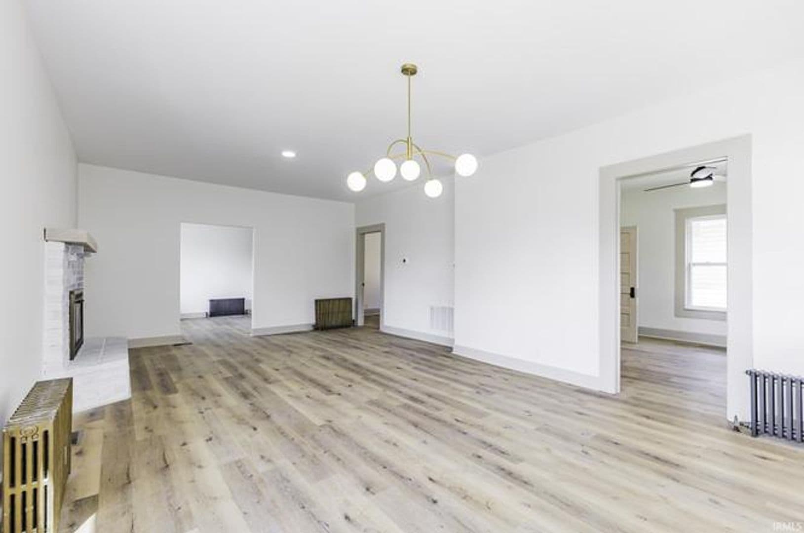 Muncie Apartment: 400 E Highland Ave