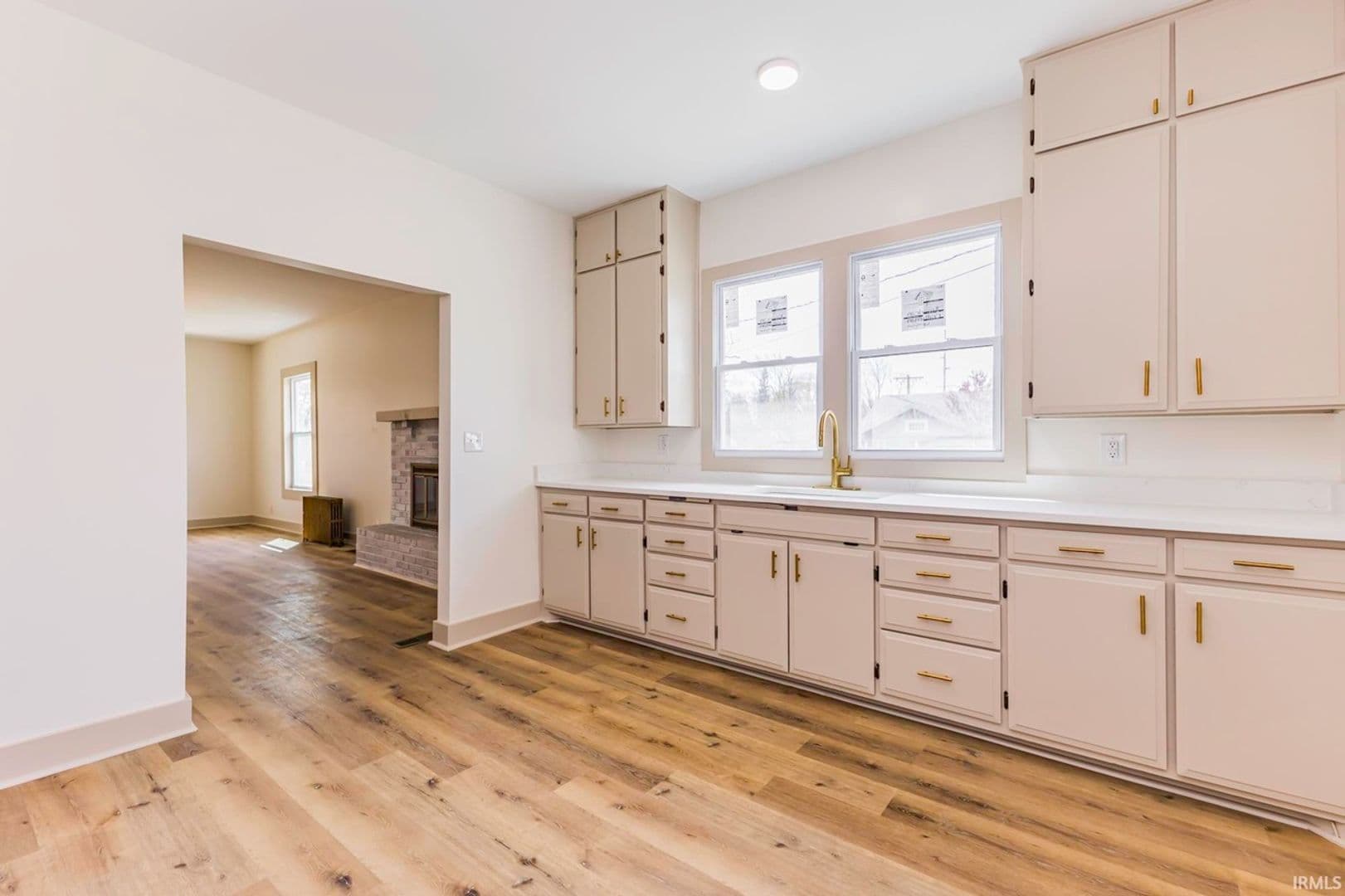 Muncie Apartment: 400 E Highland Ave