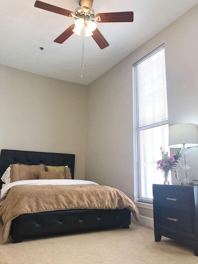 Muncie Apartment: 200 S Walnut - 2A