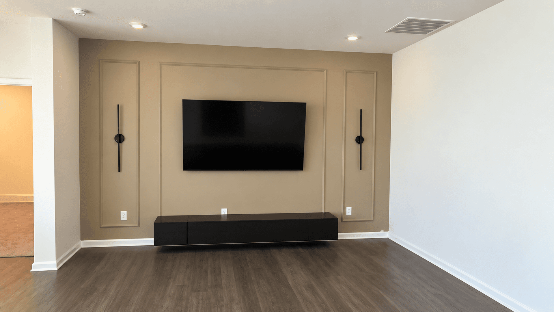 Pendleton House: 635 Blackrock