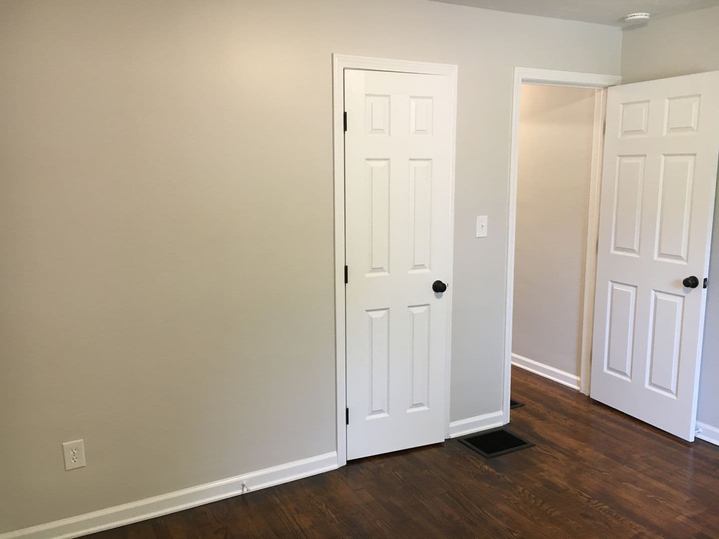 Columbus Apartment: 4964-4976 Fuller Dr.