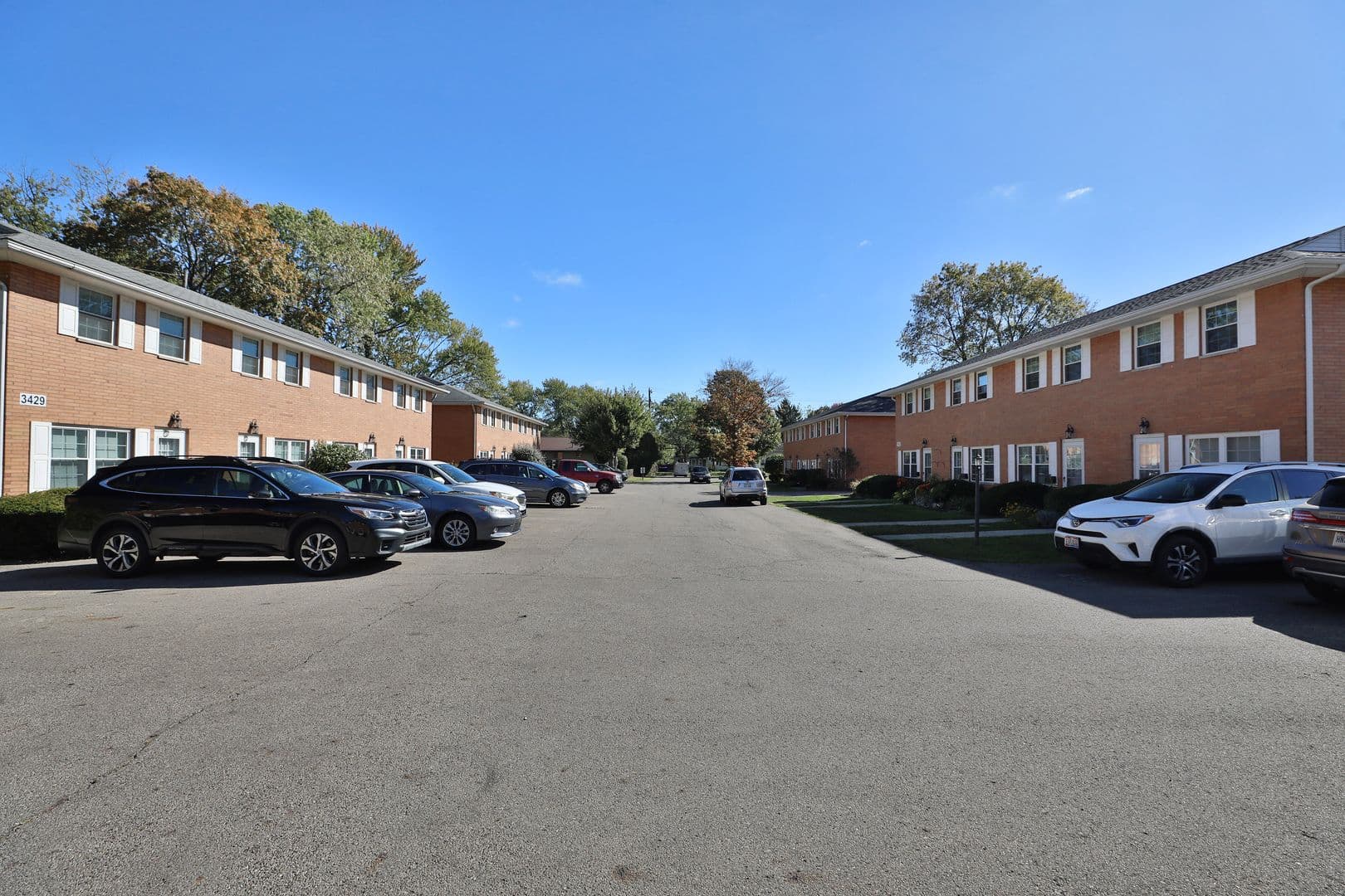 Columbus Apartment: 3421-3431 Maize Road
