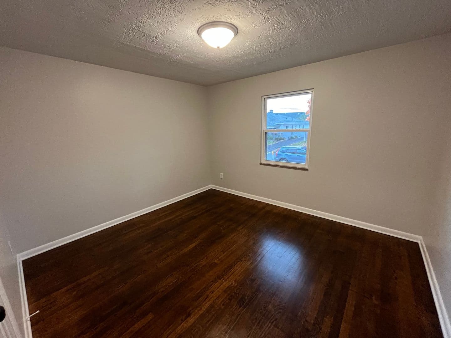 Columbus Apartment: 4964-4976 Fuller Dr.