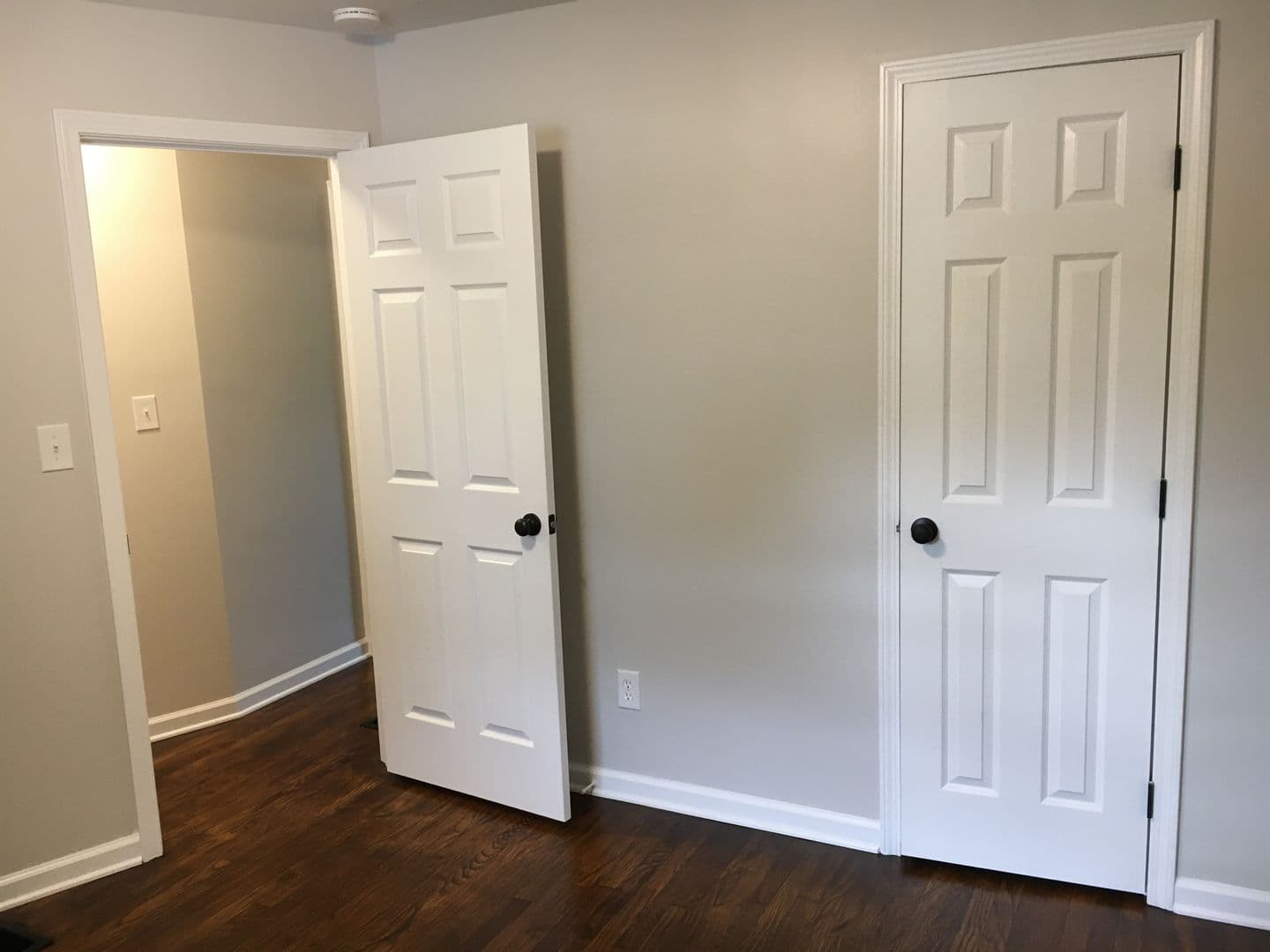 Columbus Apartment: 4964-4976 Fuller Dr.