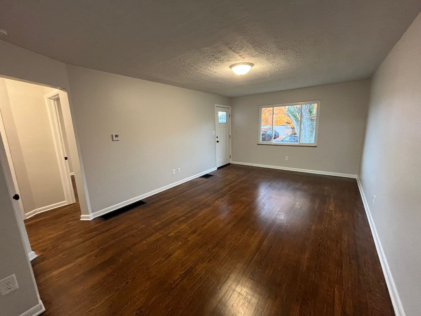 Columbus Apartment: 4964-4976 Fuller Dr.