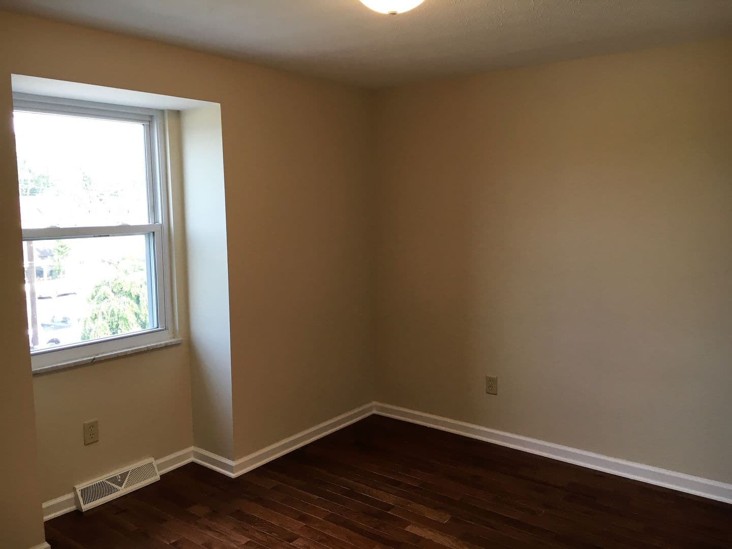 Columbus Apartment: 3314-3318 N. High St.
