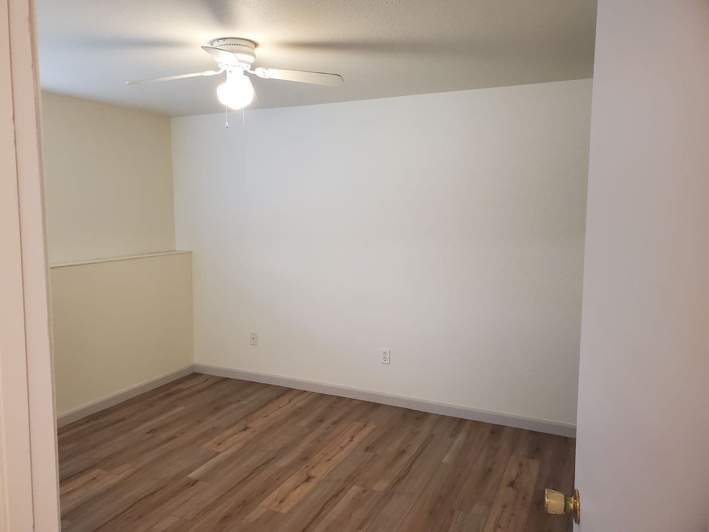 Belgrade House: 108 11th Street, Unit B