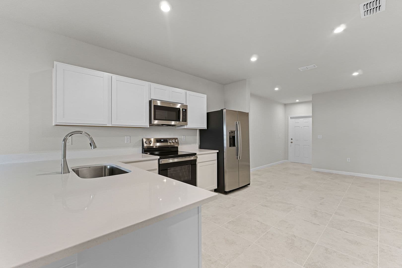 South Daytona Townhome: 2406 Mercury Way