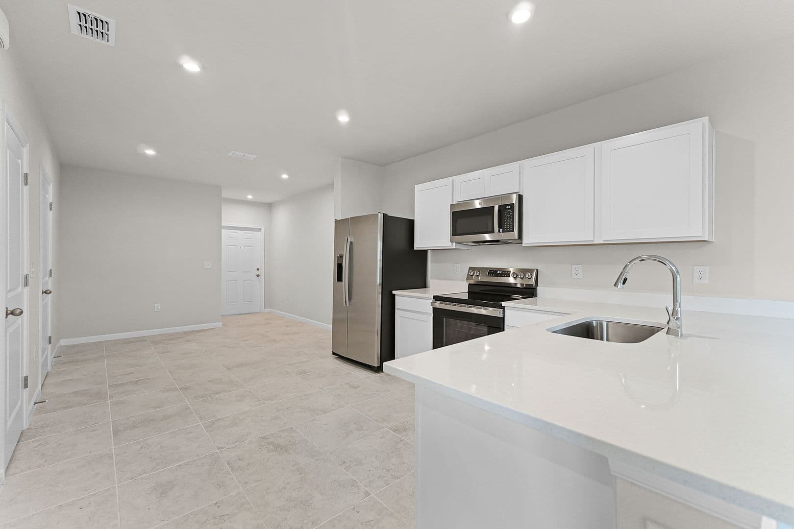 South Daytona Townhome: 2406 Mercury Way