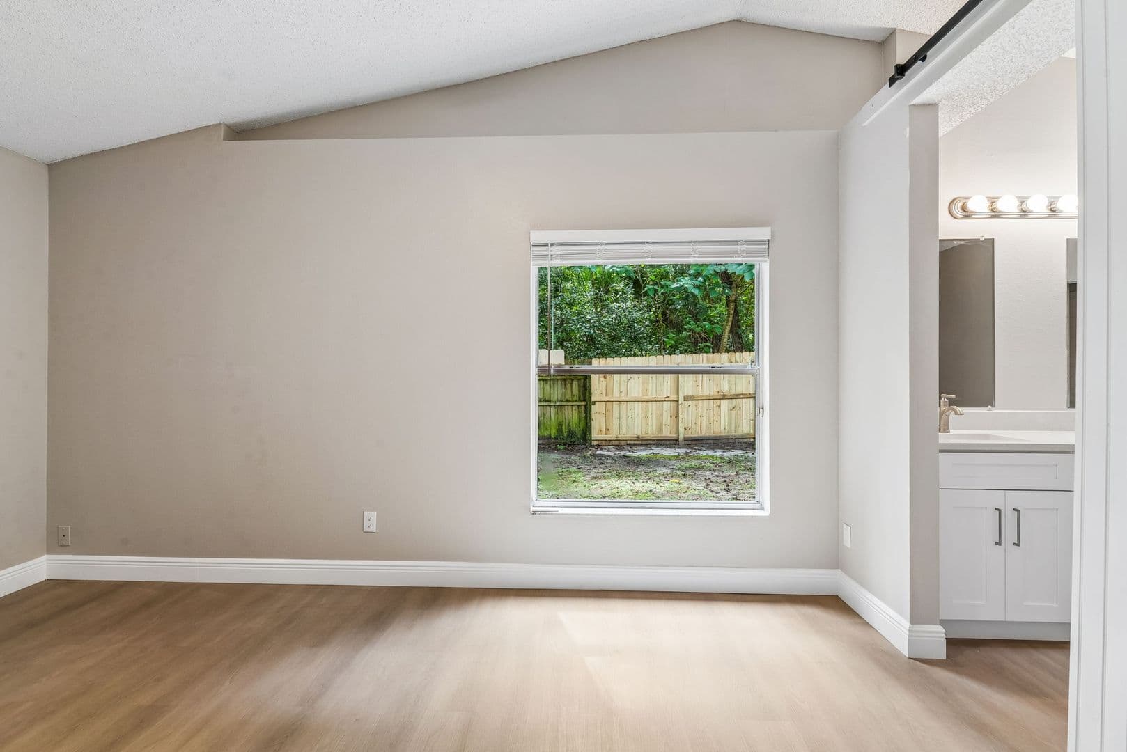 Apopka House: 316 McCoy Village Court