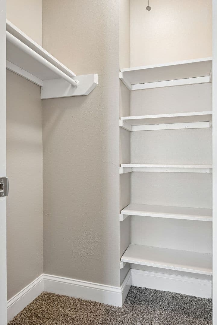 Orlando Condo: 4149 S Semoran Blvd #5