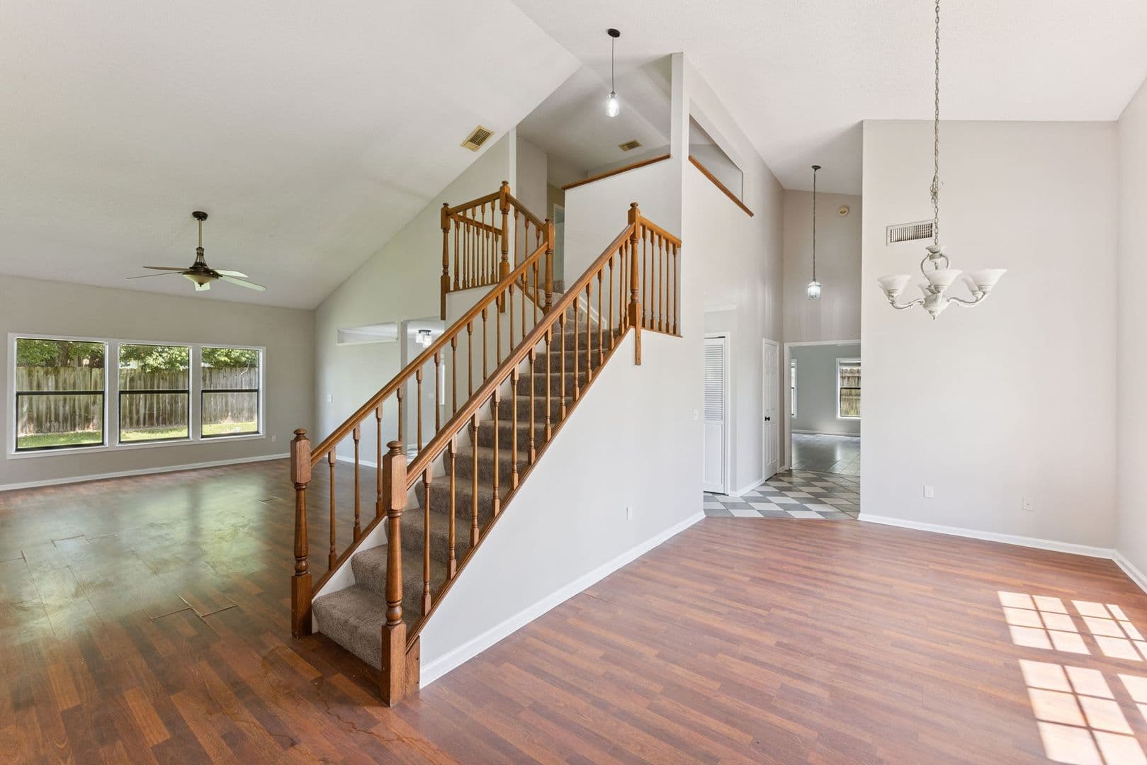 Lake Mary House: 1513 Oberlin Terr