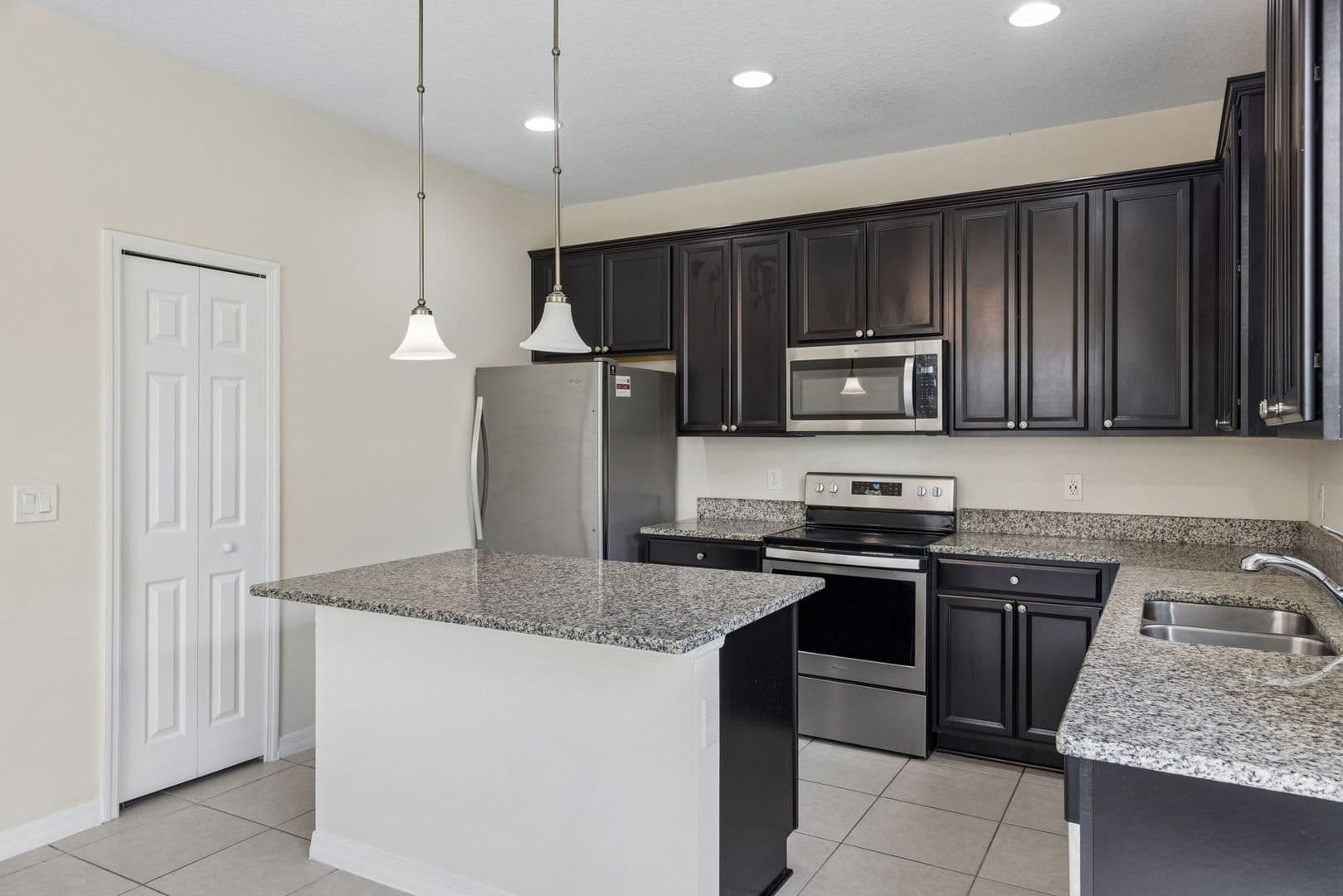 Orlando Townhome: 2541 Sedge Grass Way