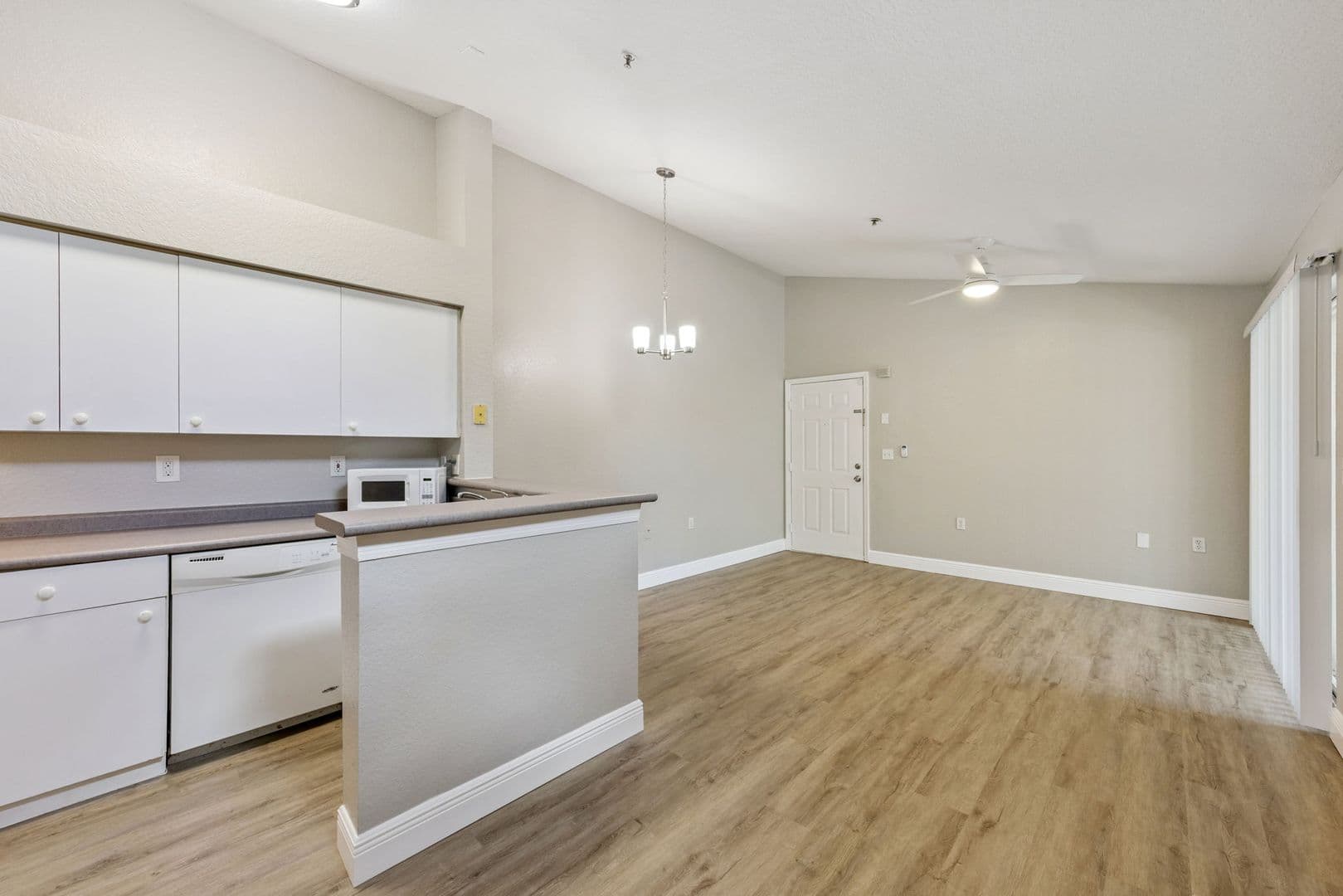 Orlando Condo: 2336 Midtown Ter #935