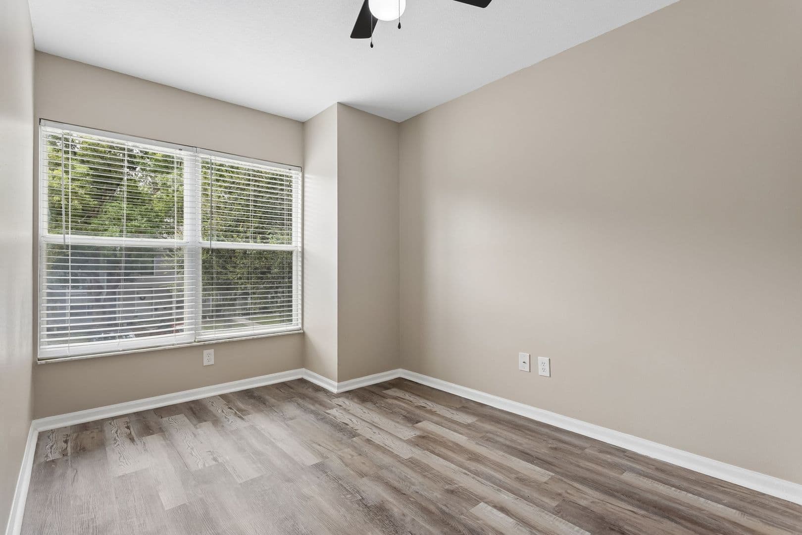 Winter Springs Townhome: 477 Green Spring Cir