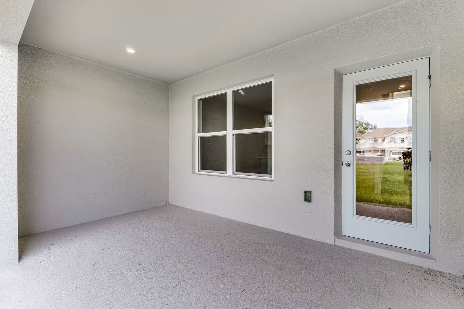 South Daytona Townhome: 2406 Mercury Way