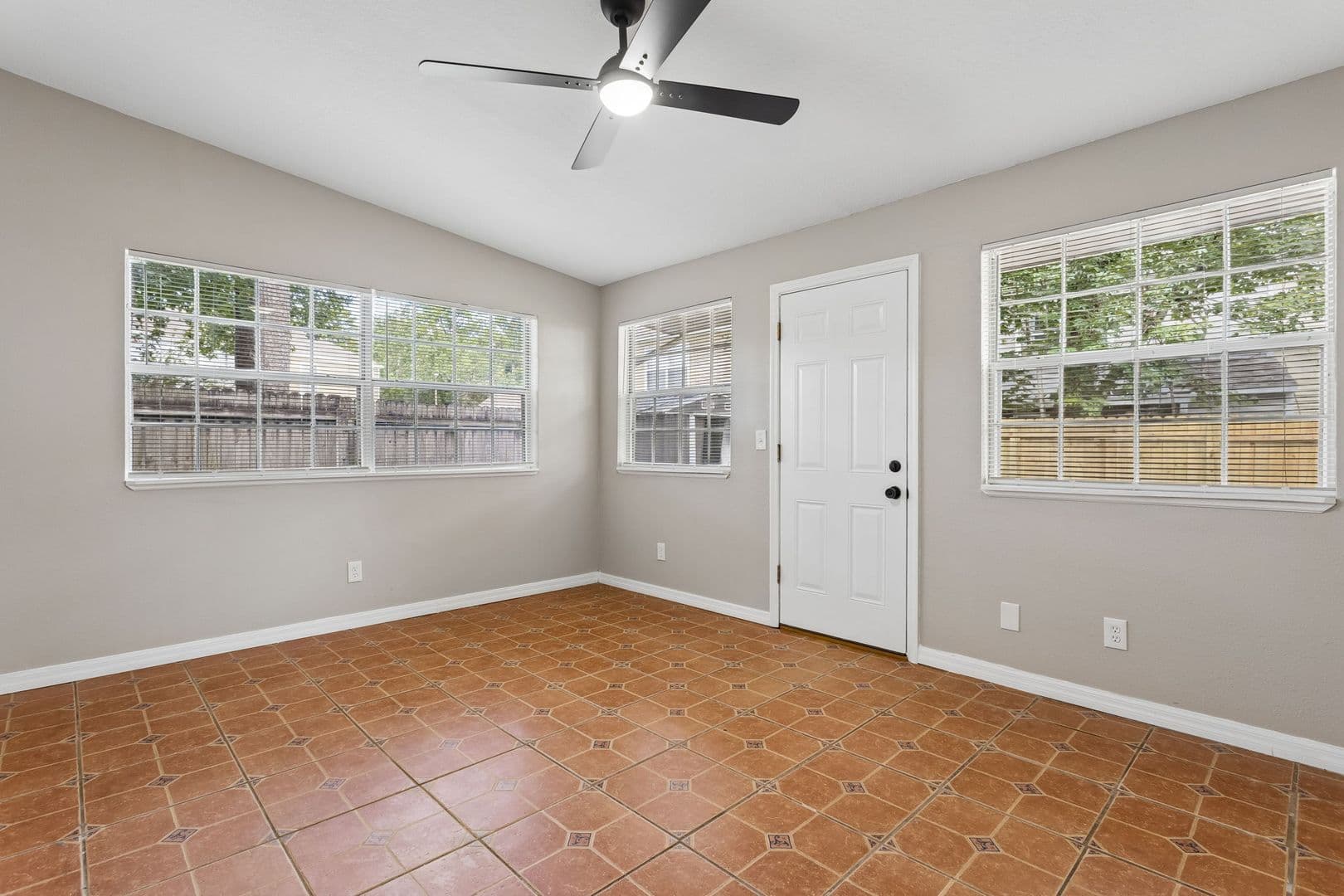 Winter Springs Townhome: 477 Green Spring Cir