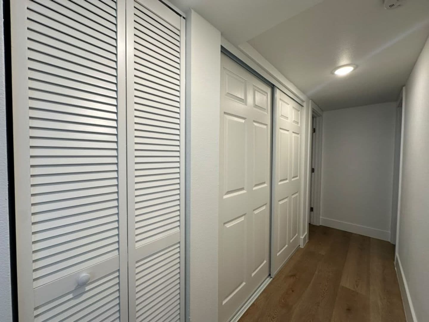 Hollywood Apartment: 2500 Johnson Street