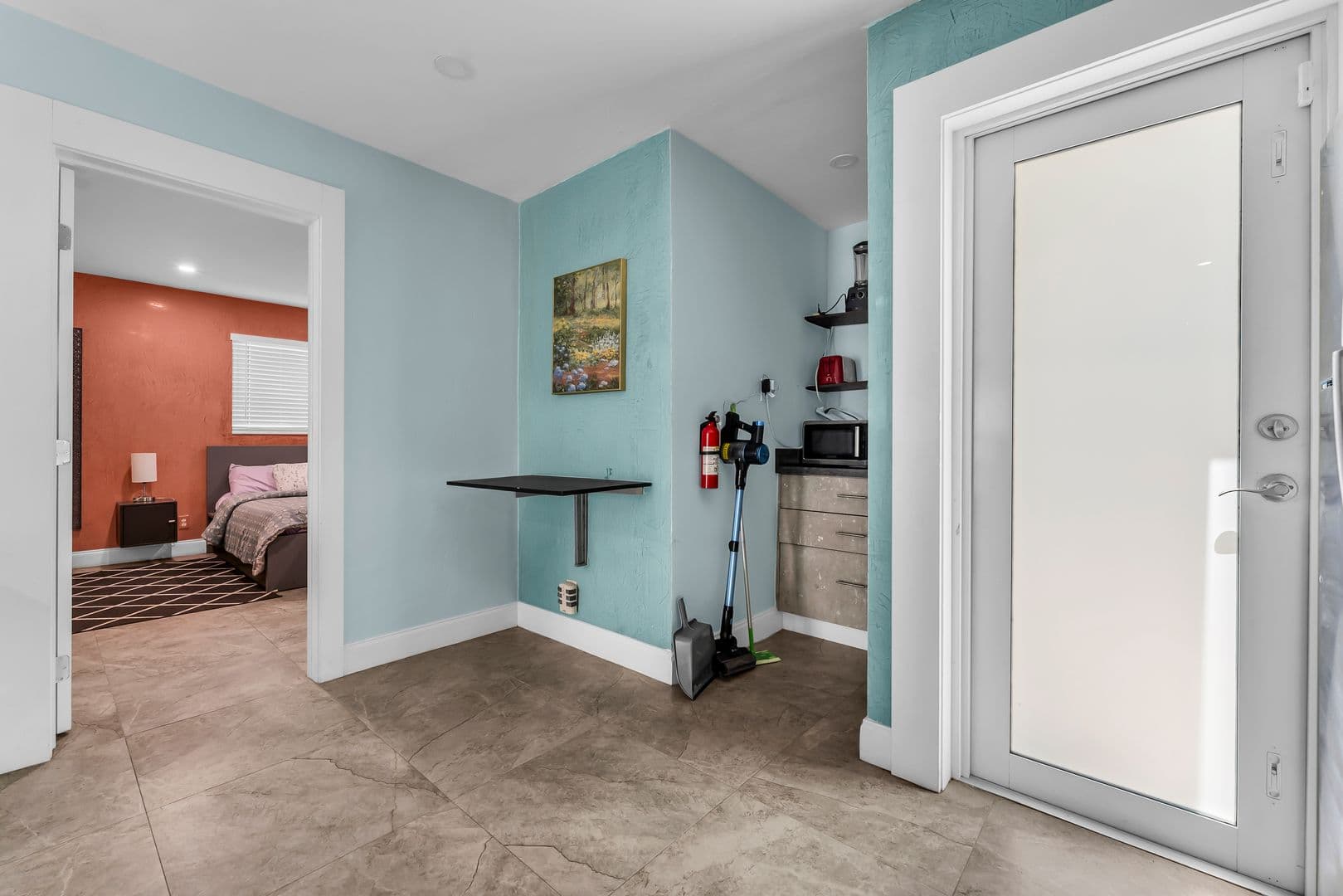 Oakland Park Apartment: 4008-4018 NW 5th Ave