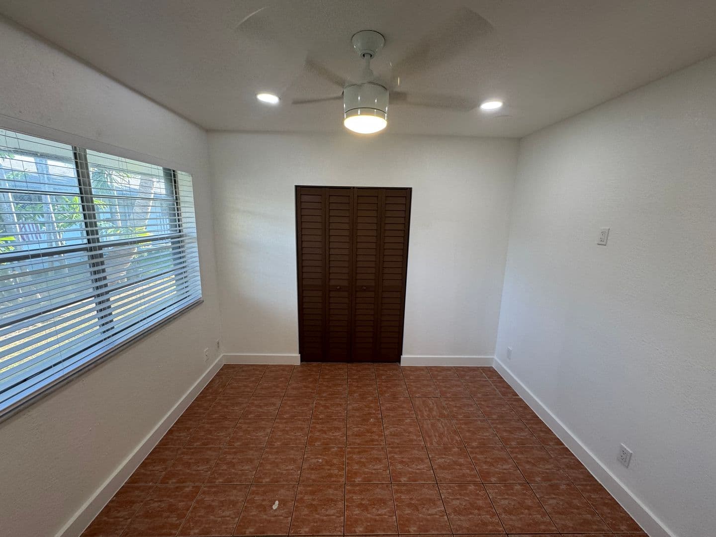 Hallandale Beach Apartment: 102-108 NW 1st Street (108 Premiere) | 112-128 NW 2nd Ave (128 Premiere)