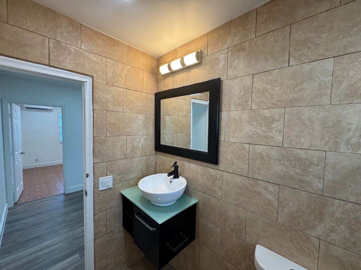 Hallandale Beach Apartment: 102-108 NW 1st Street (108 Premiere) | 112-128 NW 2nd Ave (128 Premiere)