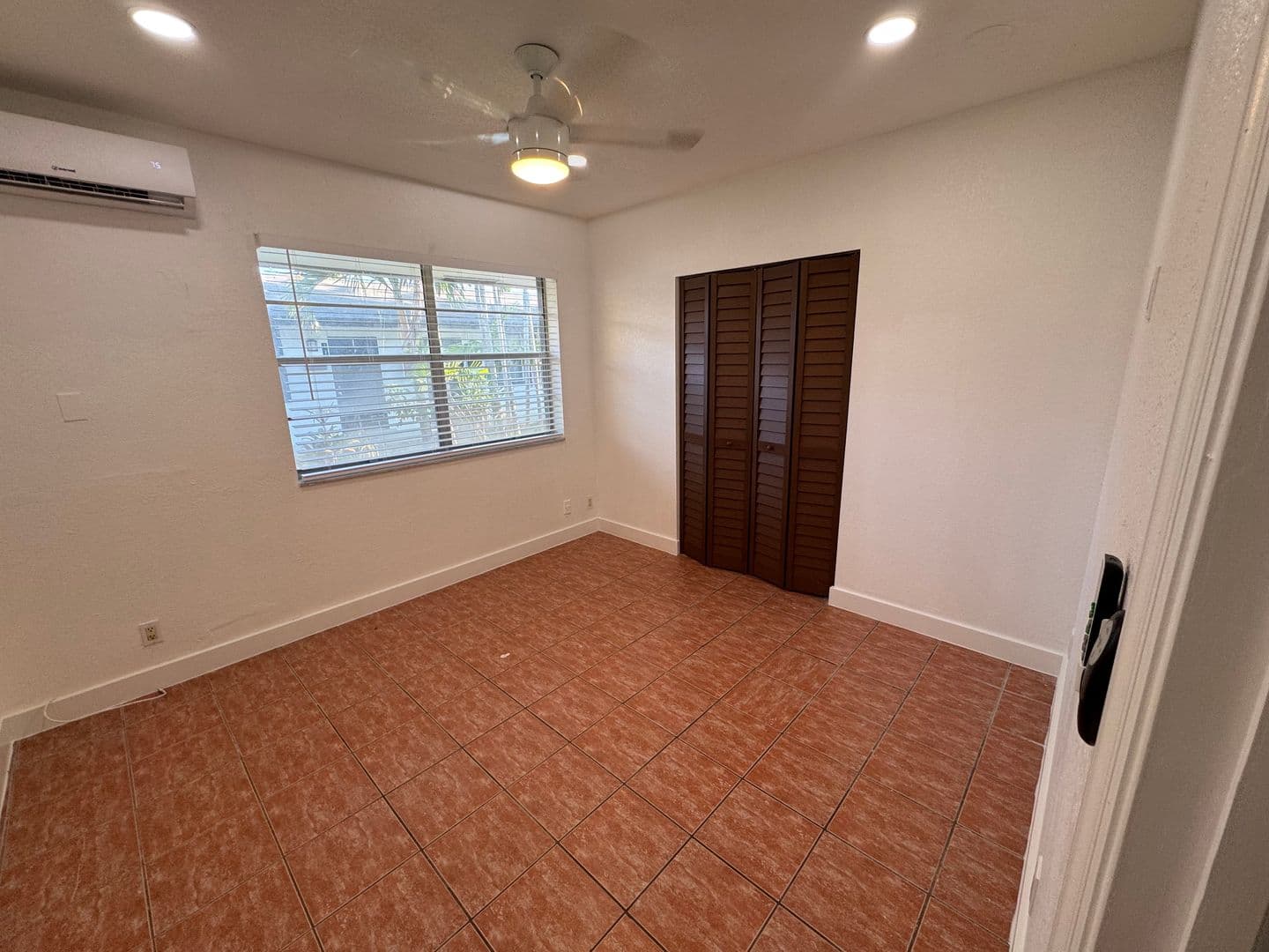 Hallandale Beach Apartment: 102-108 NW 1st Street (108 Premiere) | 112-128 NW 2nd Ave (128 Premiere)