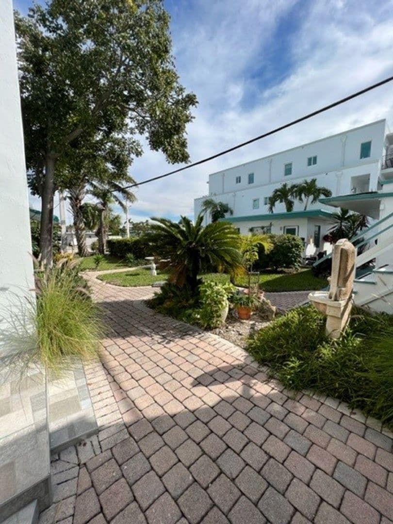 Lauderdale by the Sea Apartment: 4236 & 4238 Seagrape Drive | 4237 Bougainvilla Drive