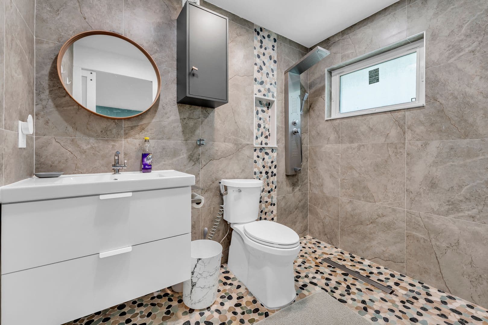 Oakland Park Apartment: 4008-4018 NW 5th Ave