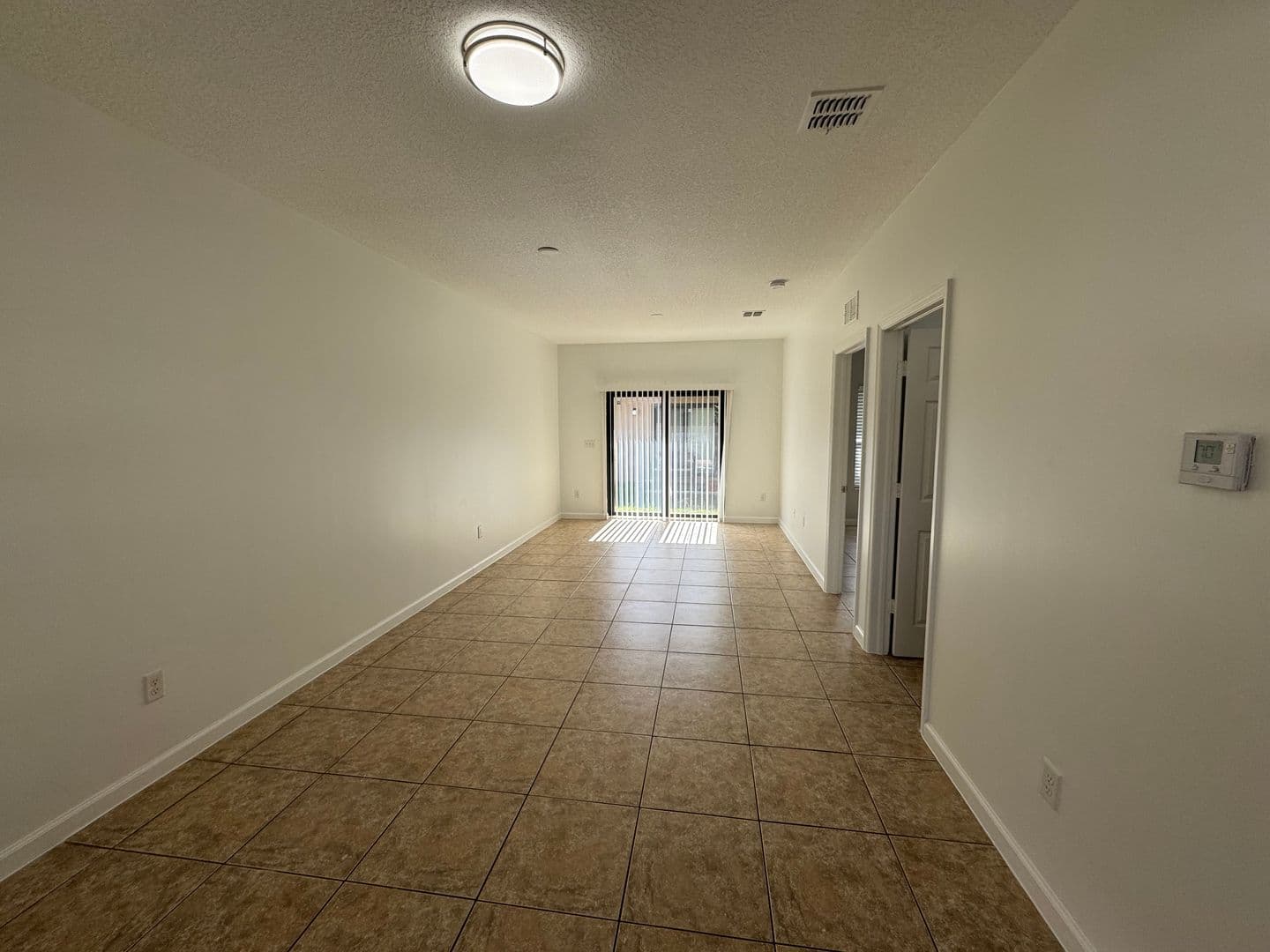 Fort Lauderdale Apartment: 1035 NE 10th Ave