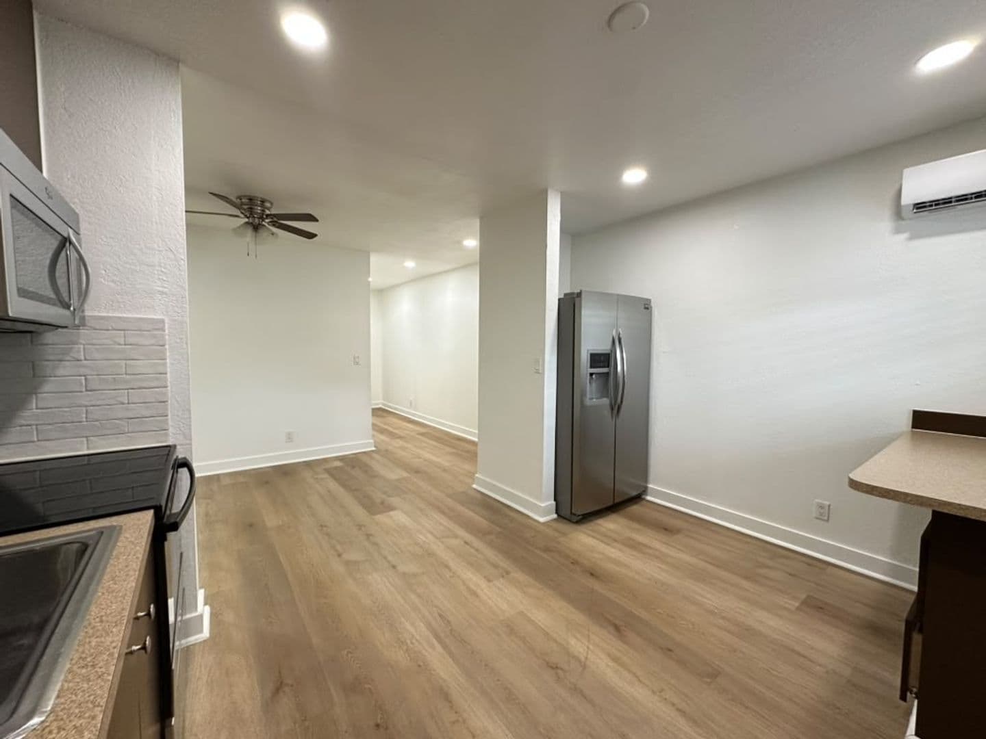 Hallandale Beach Apartment: 102-108 NW 1st Street (108 Premiere) | 112-128 NW 2nd Ave (128 Premiere)