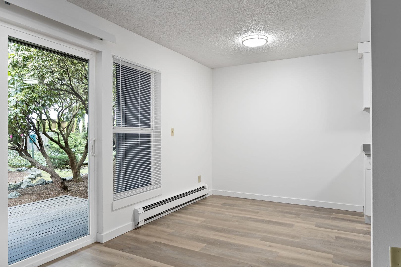 Everett Apartment: 1031 75th St SE