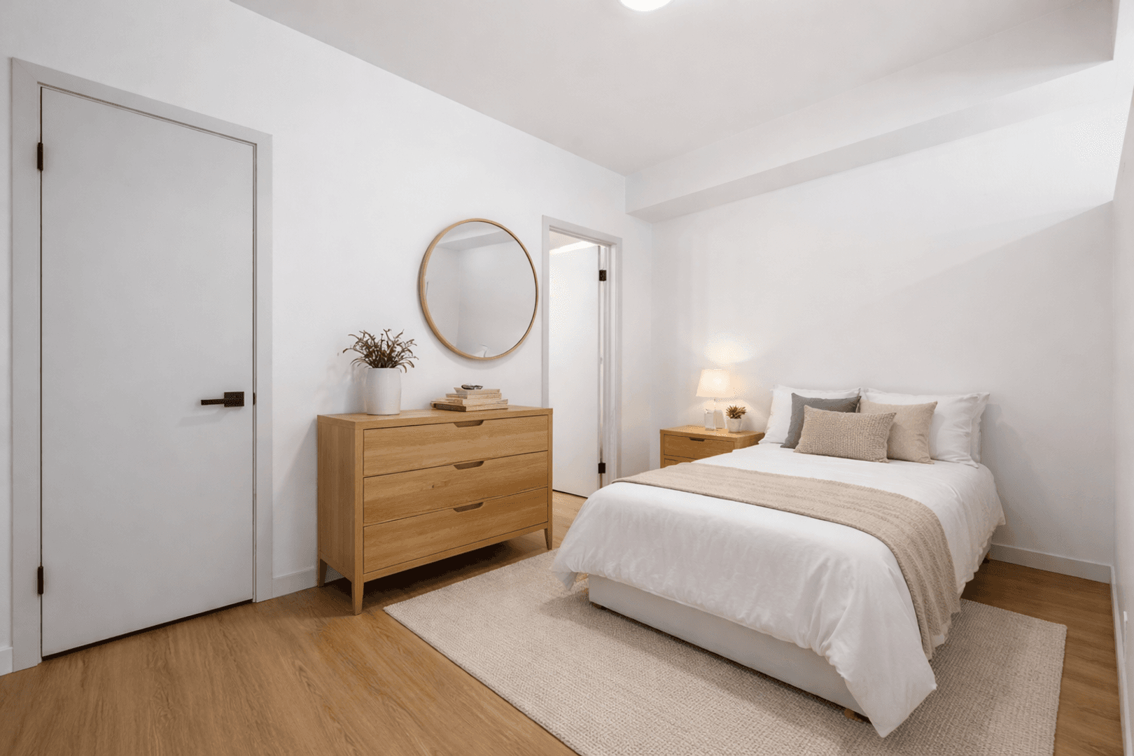 Seattle Apartment: 103 Vine St
