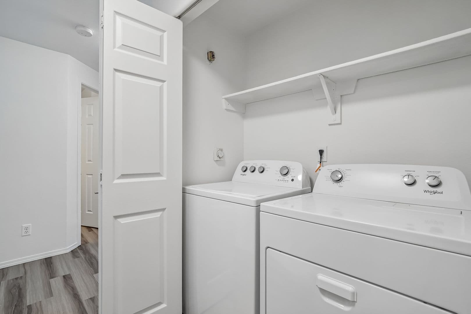 Renton Apartment: 1201 Anacortes Ave NE