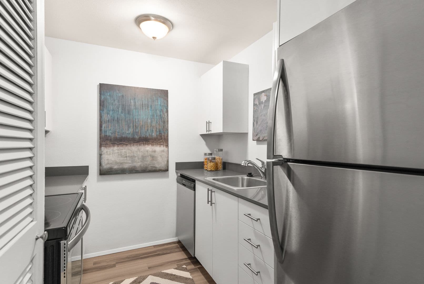 Auburn Multiplex: 2556 M Pl Unit D