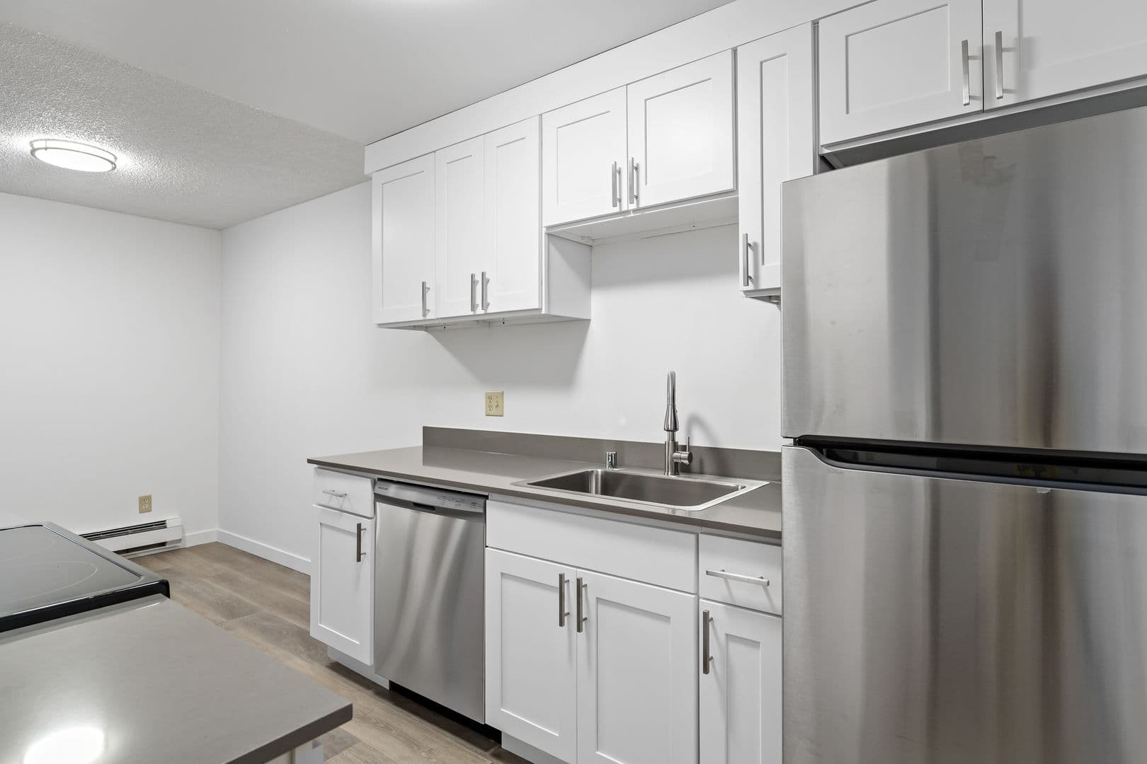 Everett Apartment: 1031 75th St SE