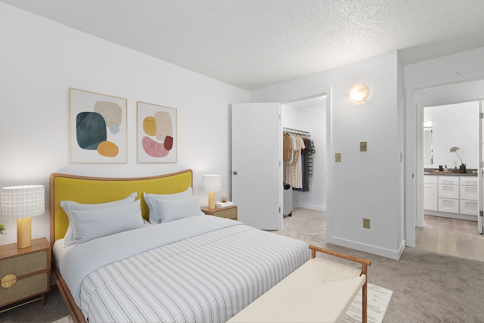 Everett Apartment: 1031 75th St SE